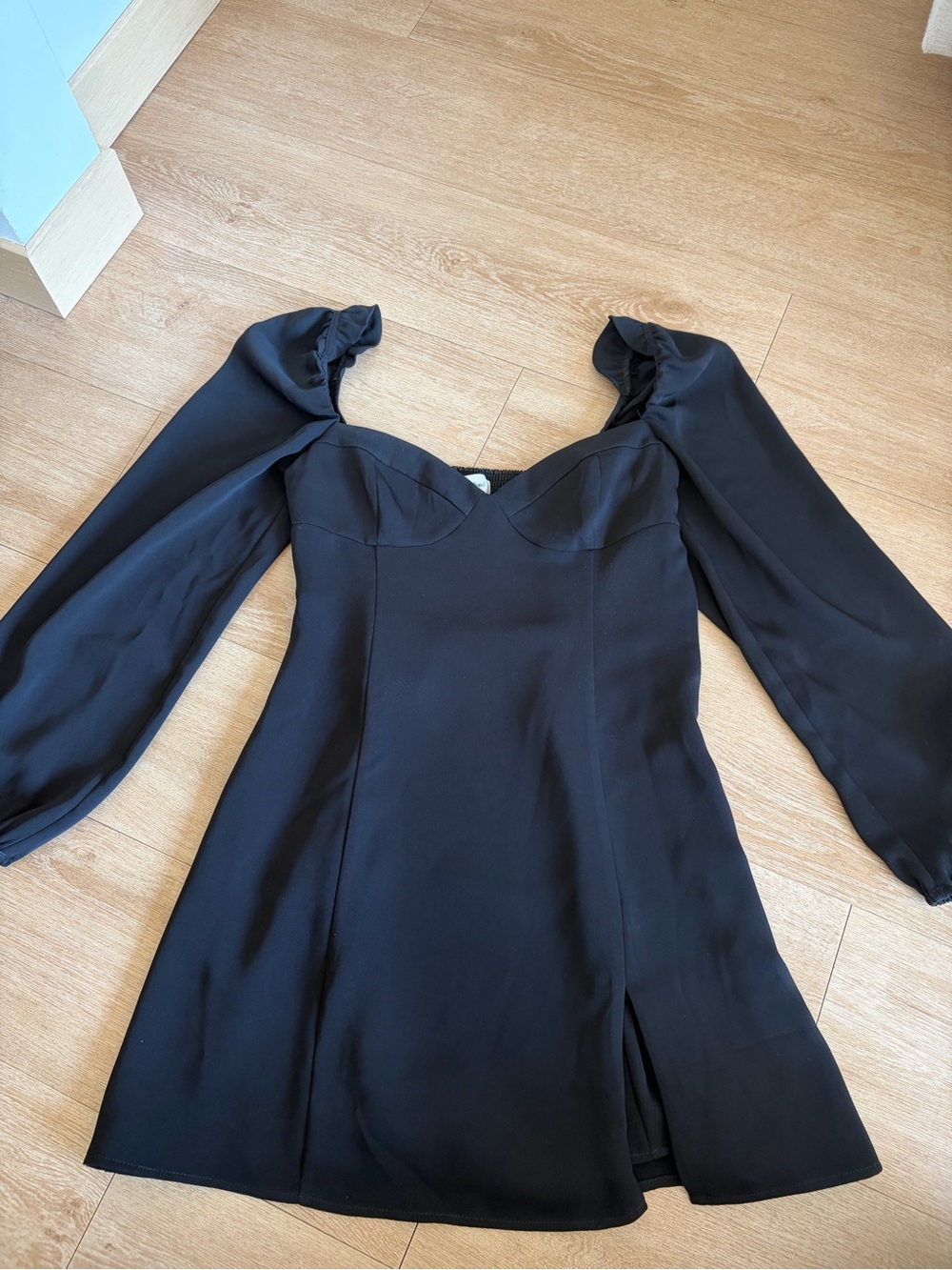 Aritzia Black Long-Sleeve Sweetheart Mini Dress